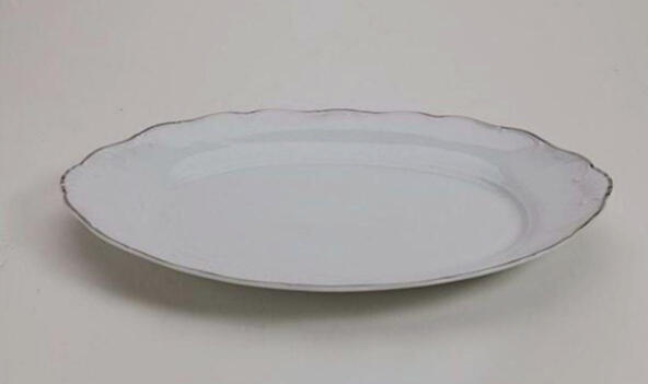 Platinum 15.75 inch oval platter. Stunning.